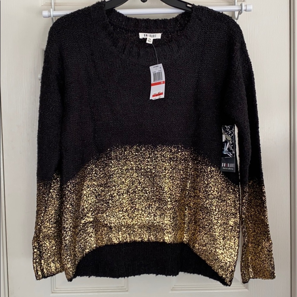 NWT Gold Shimmer Detail Sweater